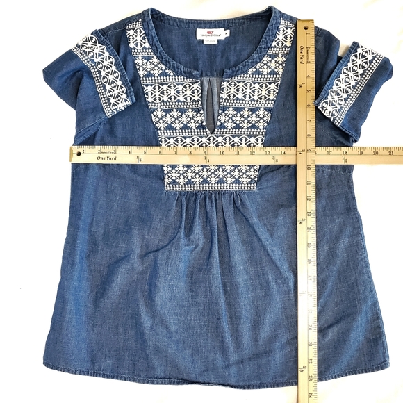 FUNAL PRICE Vineyard Vines Embroidered Summer Chambray Top - Picture 7 of 7